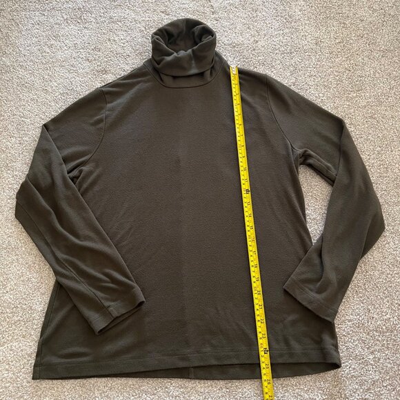 Banana Republic Soft Luxe Minimalist Olive Green Turtleneck Long Sleeve Top - Picture 8 of 9